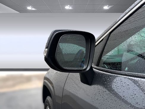 Used 2022 Toyota RAV4 XLE image 21