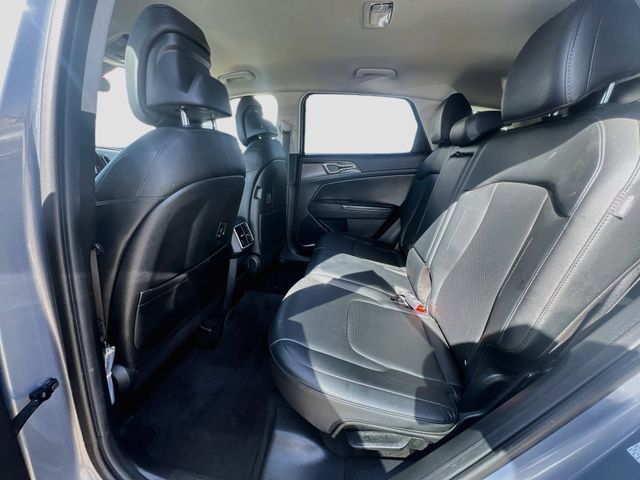 Used 2025 Kia Sportage EX AWD/4WD image 24