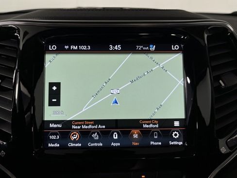 Used 2021 Jeep Cherokee Limited w/ Elite Package image 32