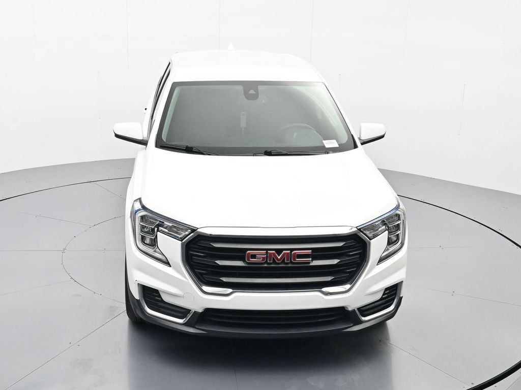 Used 2024 GMC Terrain SLE FWD image 29