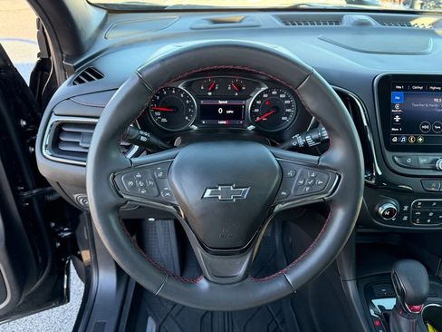 Used 2023 Chevrolet Equinox RS w/ RS Leather Package image 12