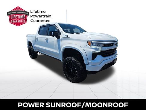 Used 2025 Chevrolet Silverado 1500 RST AWD/4WD image 7
