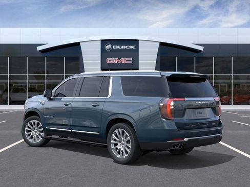 New 2026 GMC Yukon XL Denali w/ Sun & Power Step Package AWD/4WD image 3