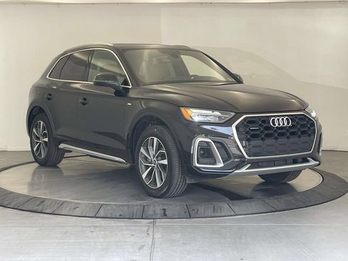 Certified 2023 Audi Q5 2.0T Premium w/ Convenience Package AWD/4WD image 9
