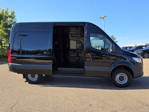 New 2026 Mercedes-Benz Sprinter 2500 image 5