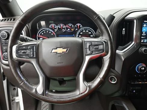 Used 2021 Chevrolet Silverado 1500 LTZ AWD/4WD image 13
