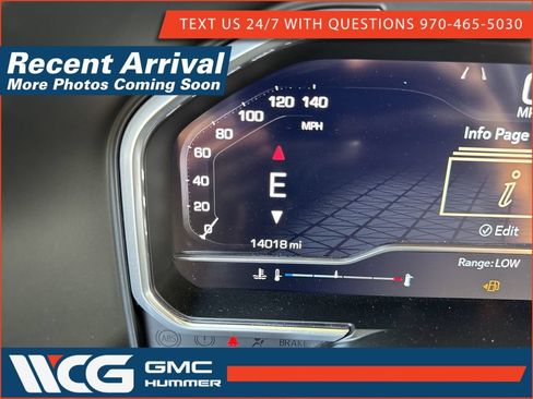 Used 2023 GMC Sierra 1500 AT4 w/ AT4 Preferred Package AWD/4WD image 1