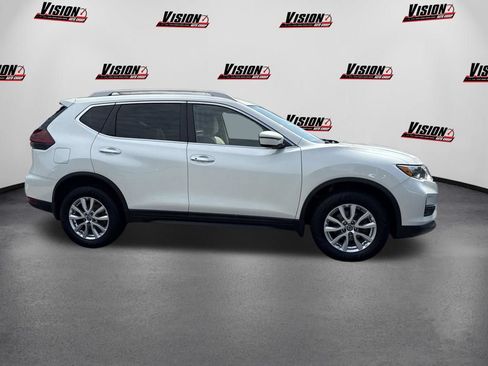 Used 2020 Nissan Rogue SV AWD/4WD image 4