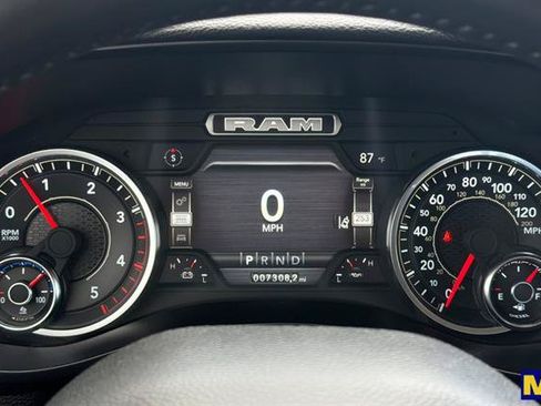 Used 2024 RAM 2500 Laramie w/ Safety Group AWD/4WD image 33