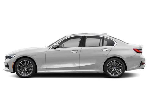 Used 2020 BMW 330i xDrive Sedan w/ Convenience Package AWD/4WD image 3