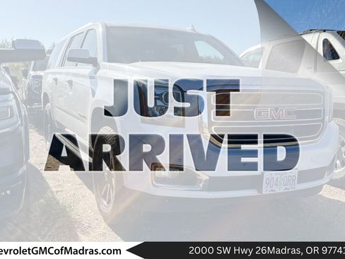 Used 2017 GMC Yukon XL SLT AWD/4WD image 1