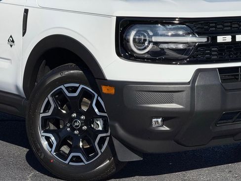 New 2025 Ford Bronco Sport Outer Banks AWD/4WD image 4