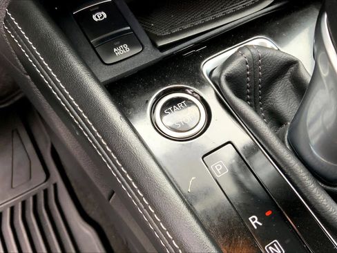 Used 2023 Nissan Kicks SV image 30