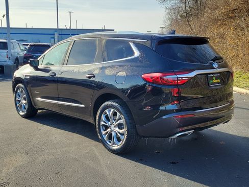Used 2019 Buick Enclave Avenir w/ Avenir Technology Package image 3