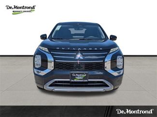 New 2025 Mitsubishi Outlander SE video 2