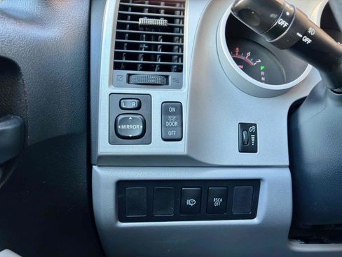 Used 2008 Toyota Sequoia SR5 RWD image 25