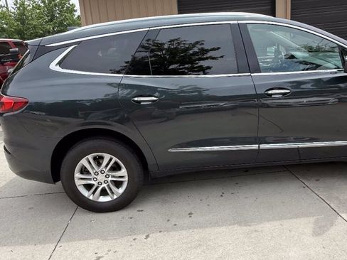 Used 2019 Buick Enclave Essence FWD image 23