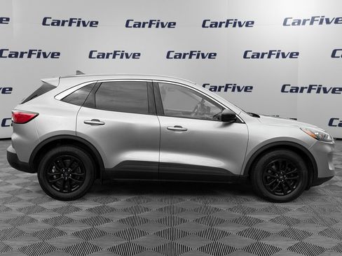 Used 2022 Ford Escape SE FWD image 7