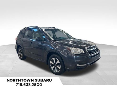 Used 2018 Subaru Forester 2.5i Premium w/ All-Weather Package AWD/4WD image 27