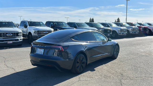 Used 2025 Tesla Model 3 Long Range RWD image 3