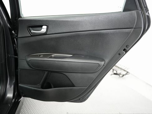 Used 2019 Kia Optima S w/ S Panoramic Sunroof Package image 32