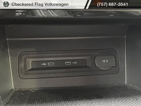 Used 2022 Volkswagen Atlas Cross Sport SE image 41