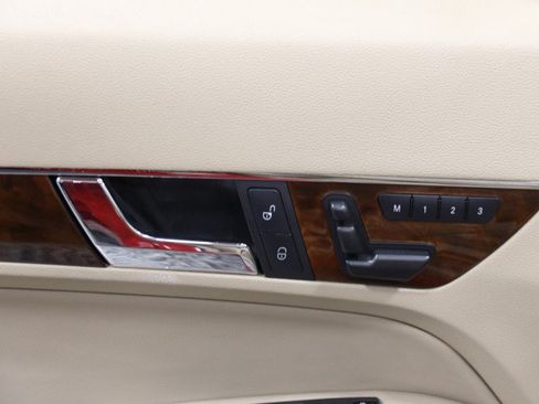 Used 2013 Mercedes-Benz E 350 Cabriolet image 60