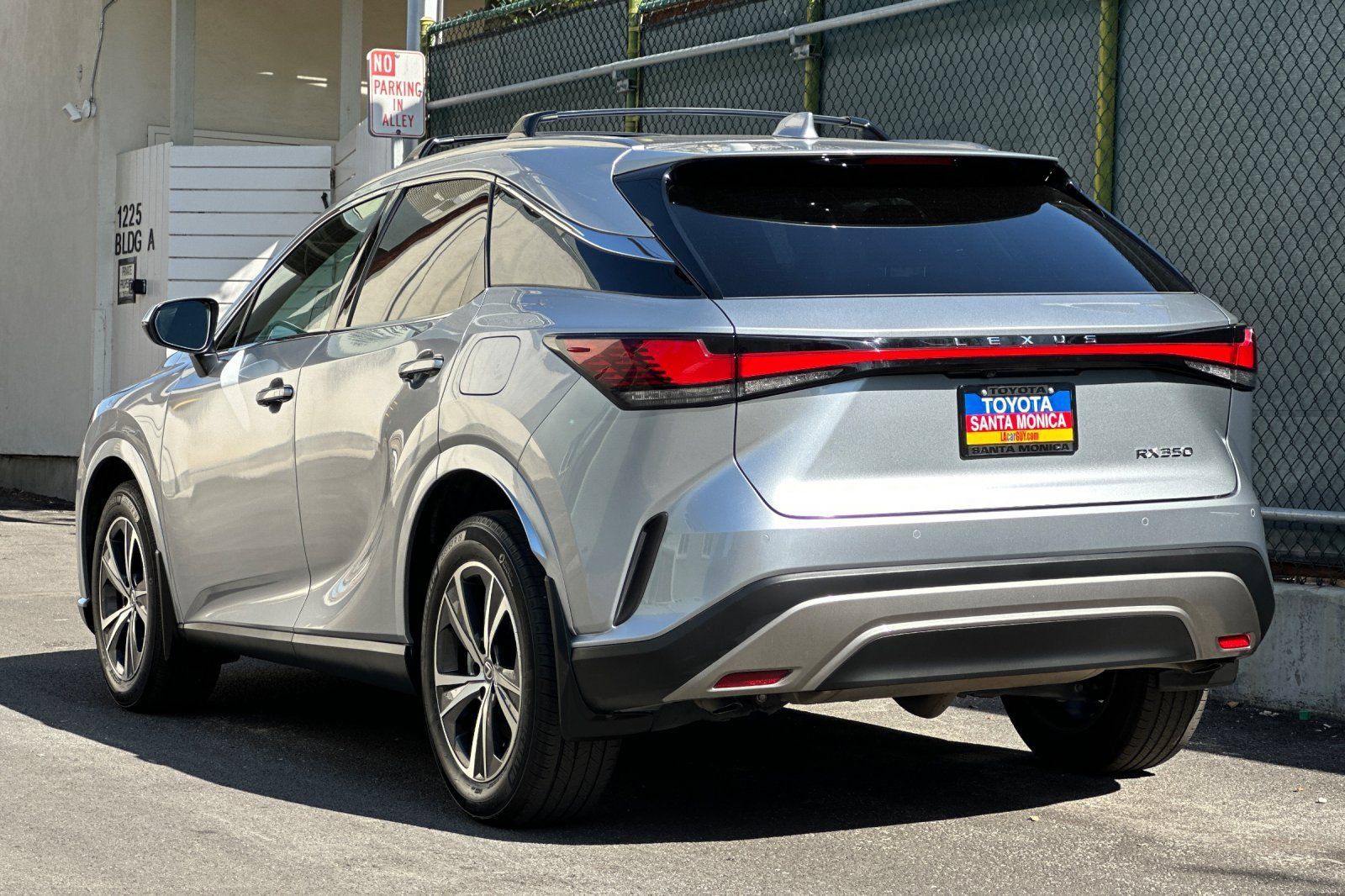 Used 2023 Lexus RX 350 Premium w/ Accessory Package (Z1) FWD image 6