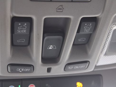 Used 2019 GMC Sierra 1500 Denali w/ Denali Ultimate Package image 28