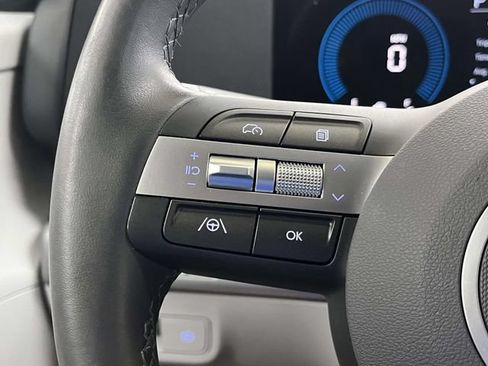 Certified 2025 Hyundai Kona SEL FWD image 26