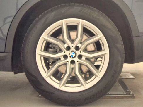Used 2020 BMW X5 xDrive40i w/ Executive Package AWD/4WD image 22