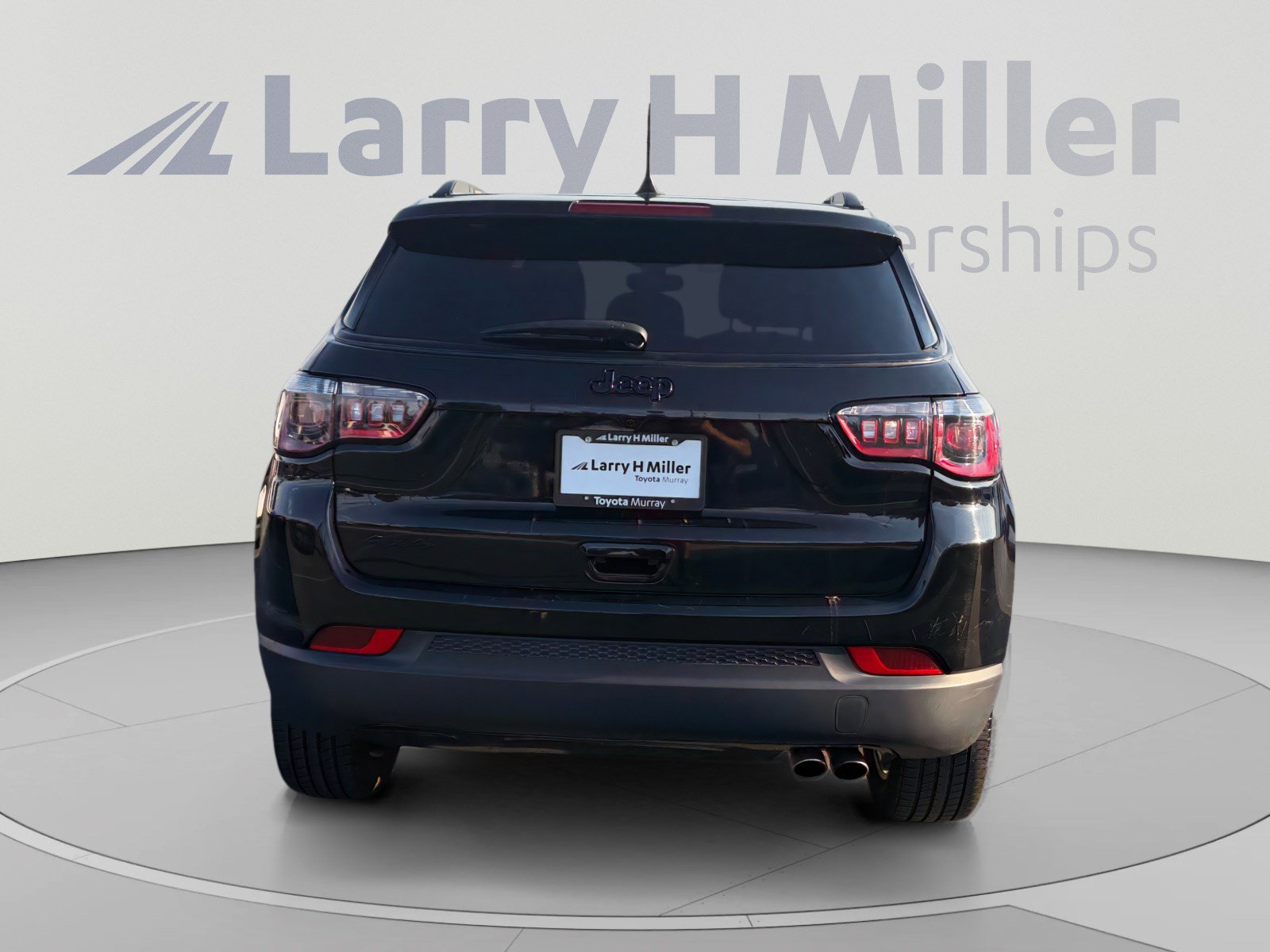 Used 2021 Jeep Compass Latitude AWD/4WD image 4