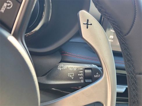 Used 2024 Dodge Hornet R/T w/ R/T Blacktop Package image 17