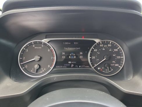 Used 2024 Nissan Rogue SV FWD image 33