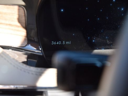 Certified 2025 Lincoln Corsair Reserve image 9