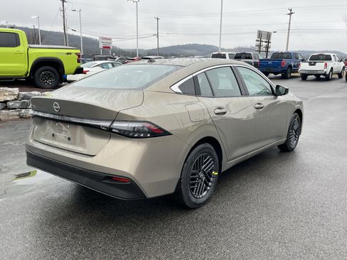 New 2026 Nissan Sentra SV w/ SV Convenience Package image 3
