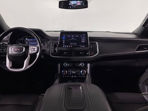 Used 2021 GMC Yukon SLT w/ Rear Media and Nav Package image 14
