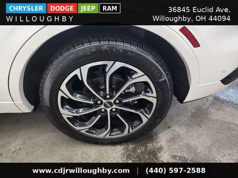 Used 2024 Lincoln Nautilus Reserve w/ Equipment Group 202A AWD/4WD image 42