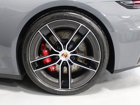 Used 2026 Porsche 911 Carrera 4 GTS image 6