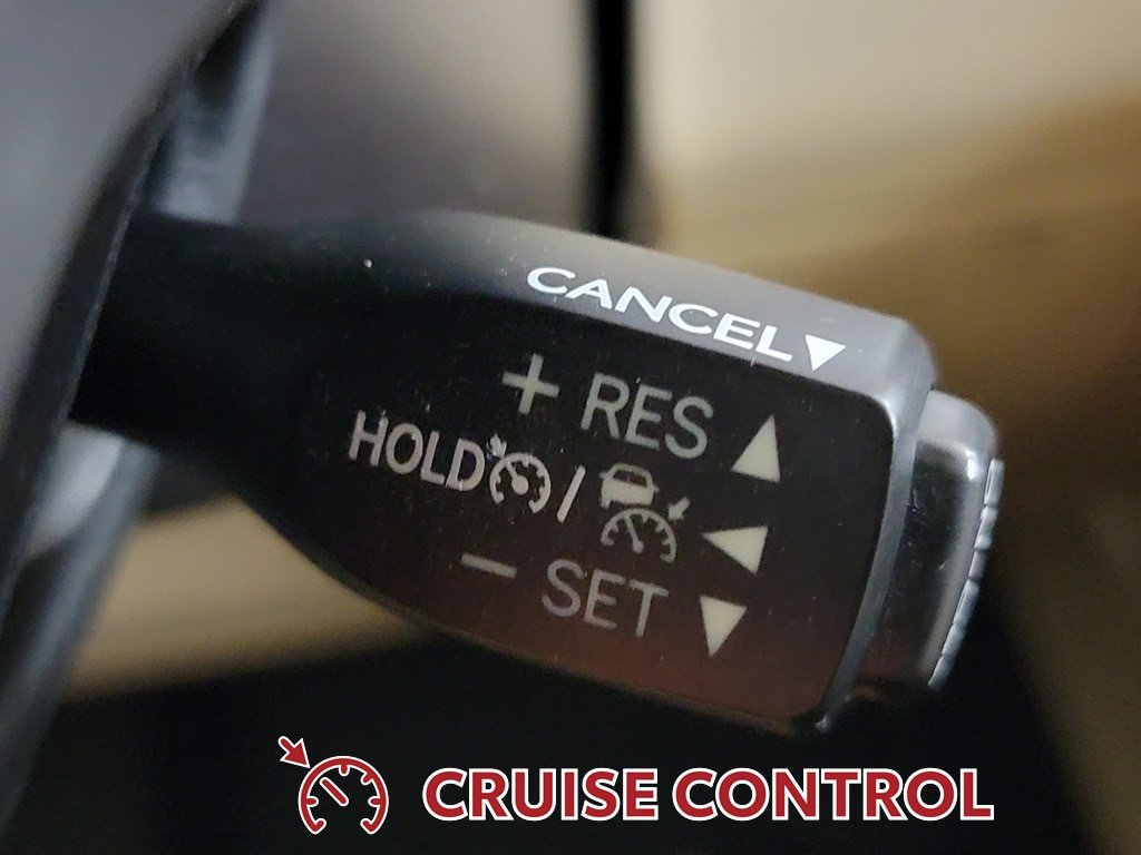 Used 2017 Toyota Highlander XLE FWD image 19