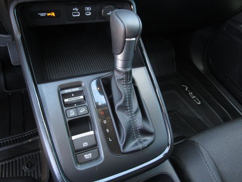 Certified 2025 Honda CR-V EX image 21