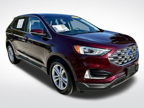 Used 2020 Ford Edge SEL w/ Cold Weather Package image 3