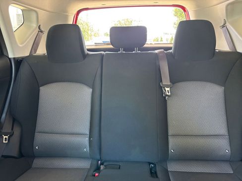 Used 2025 Kia Soul LX w/ LX Technology Package FWD image 38