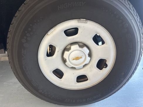 Used 2015 Chevrolet Colorado W/T w/ WT Convenience Package image 8