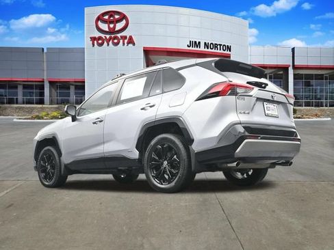 Used 2024 Toyota RAV4 SE AWD/4WD image 41