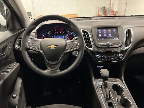Certified 2023 Chevrolet Equinox LT AWD/4WD image 13