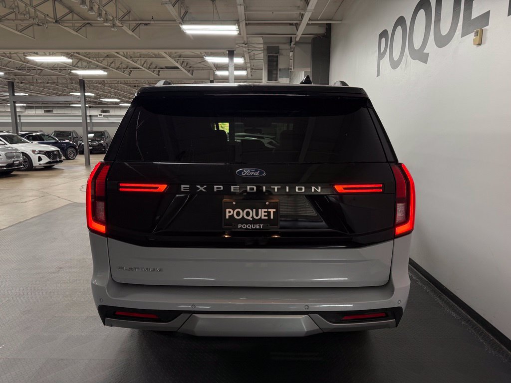 Used 2025 Ford Expedition Platinum w/ Platinum Ultimate Package AWD/4WD image 5
