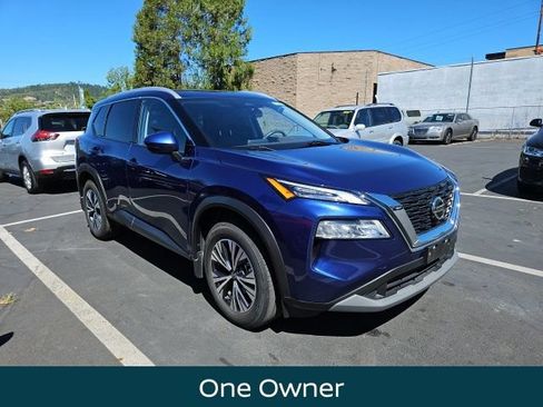Certified 2021 Nissan Rogue SV w/ Premium Package AWD/4WD image 2