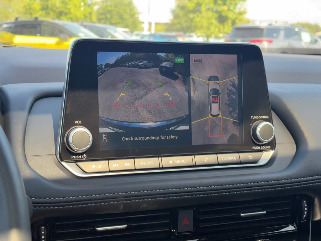 Certified 2023 Nissan Rogue SL FWD image 18