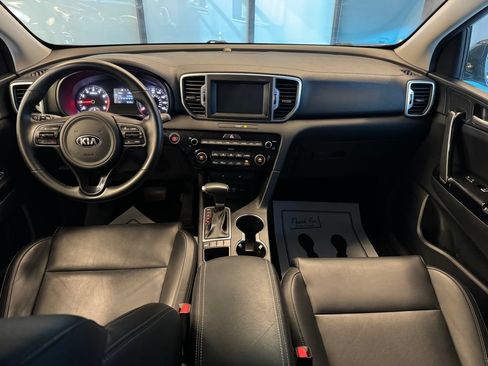 Used 2019 Kia Sportage EX AWD/4WD image 9